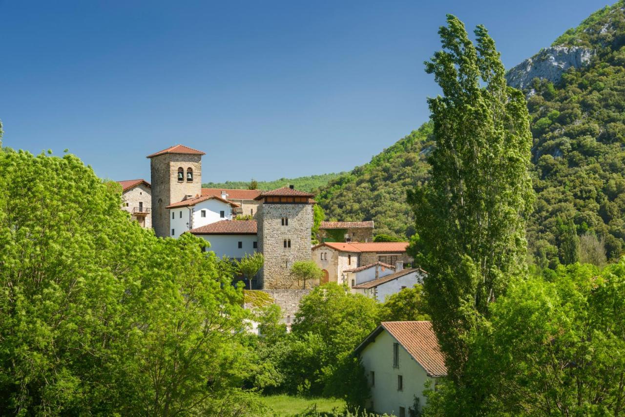 Hotel Rural Torre de Uriz Extérieur photo